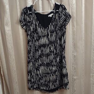 Chic Black and White Patterned Dress